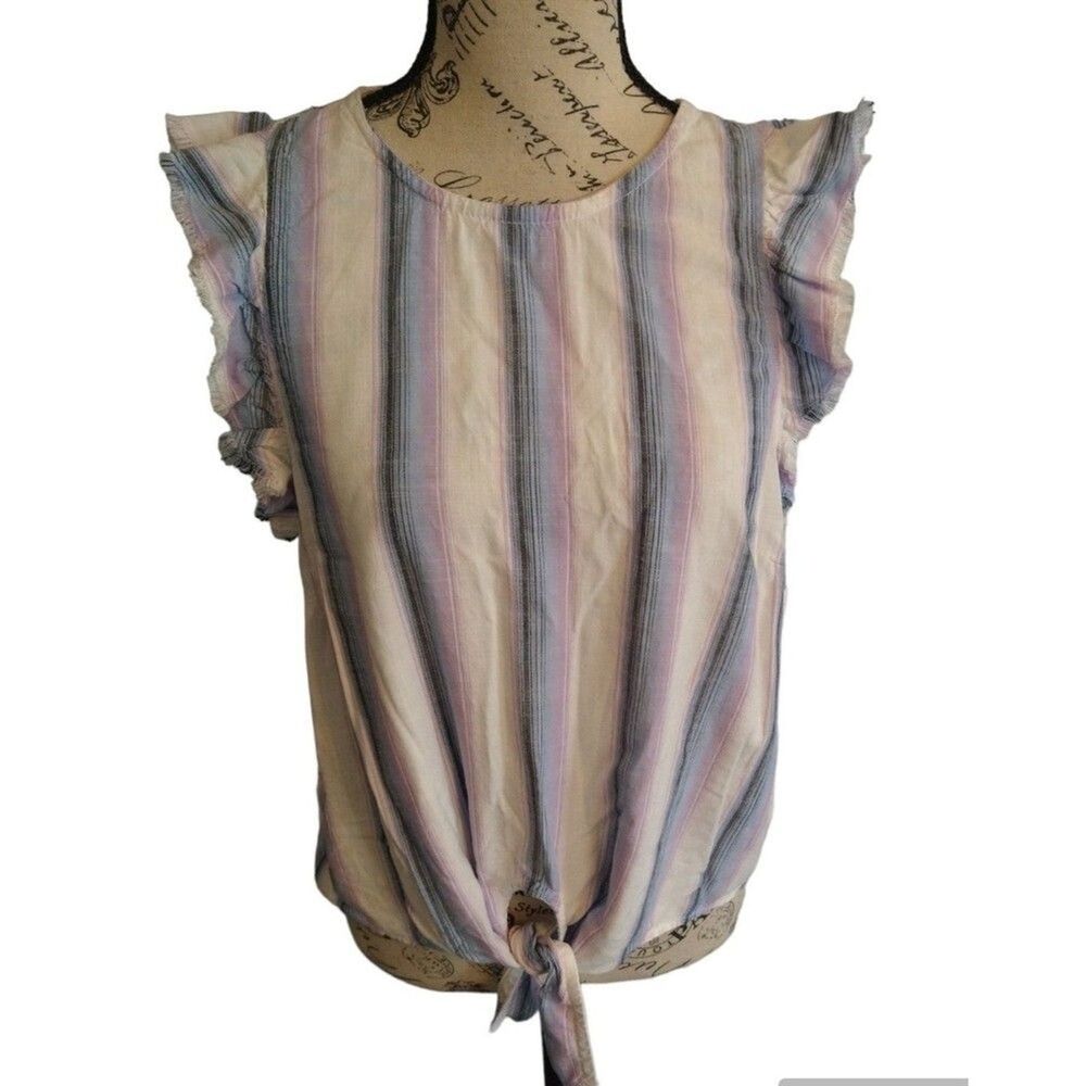 Cloth & Stone ruffled freyed edge sleeve medium top